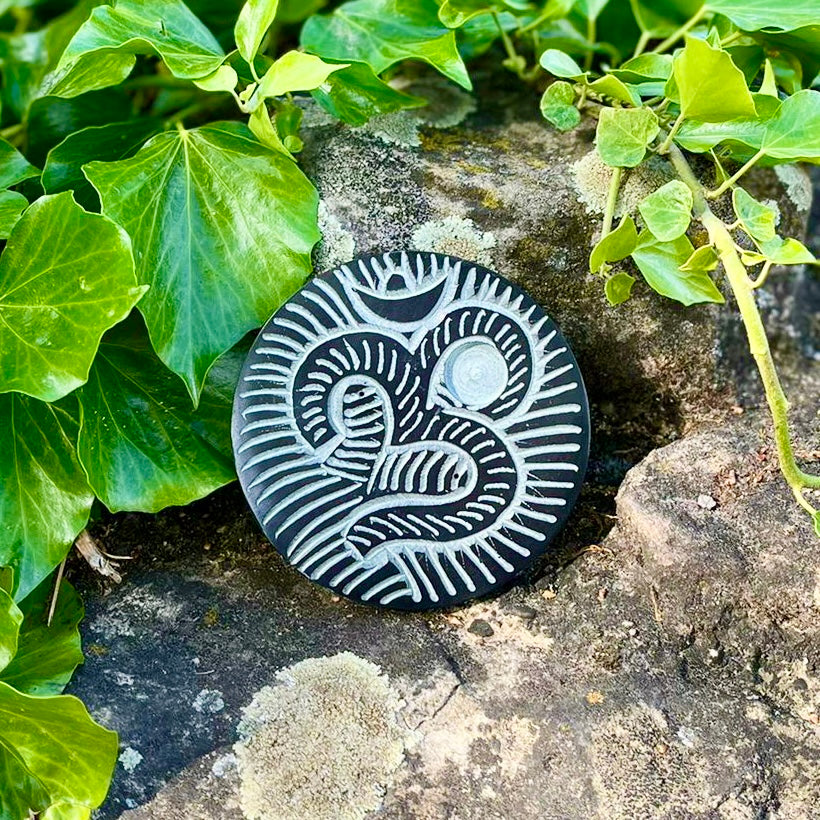 Incense stick holder soapstone (various motifs)